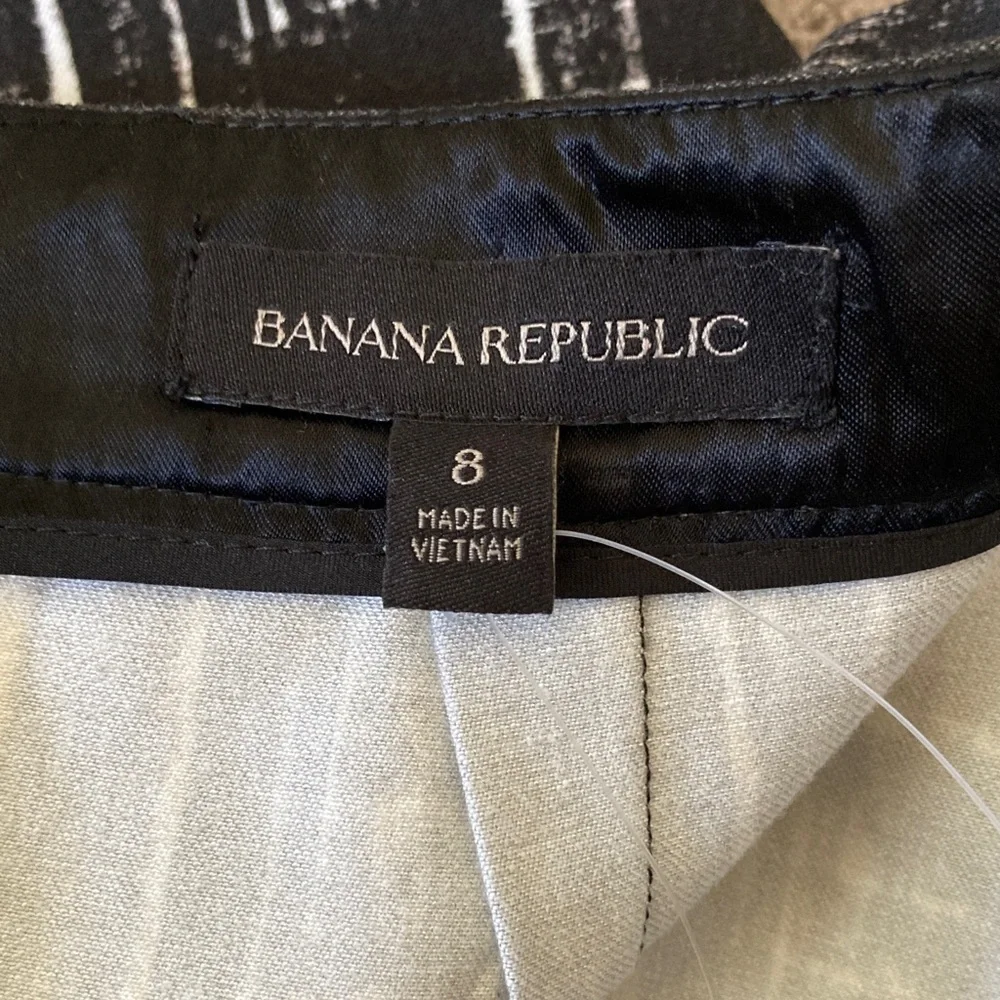 Banana Republic Black and White Pencil Skirt - Picture 4 of 8